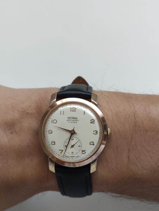 Technos, ceas mecanic anii 1940, placat cu aur, deosebit