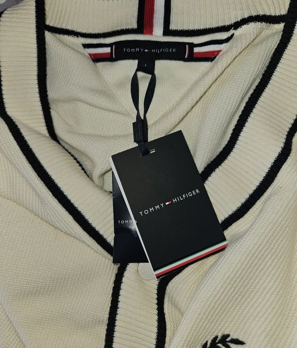 Pulover Tommy Hilfiger