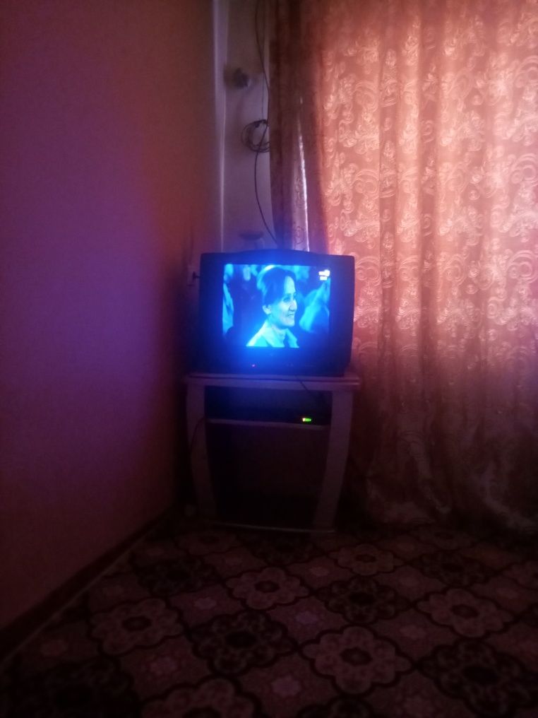 LG Televizor sotiladi