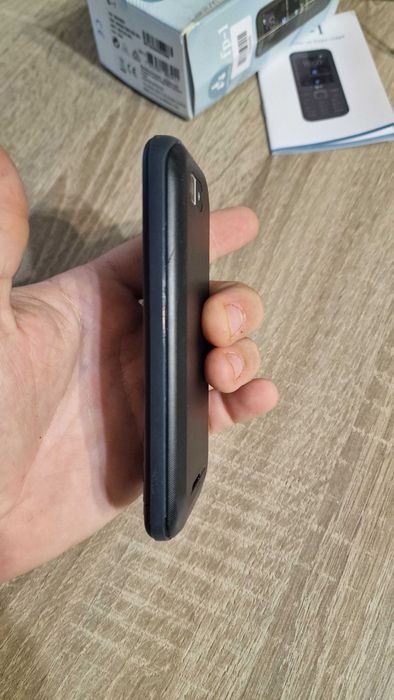 Телефон с камера Fp-1