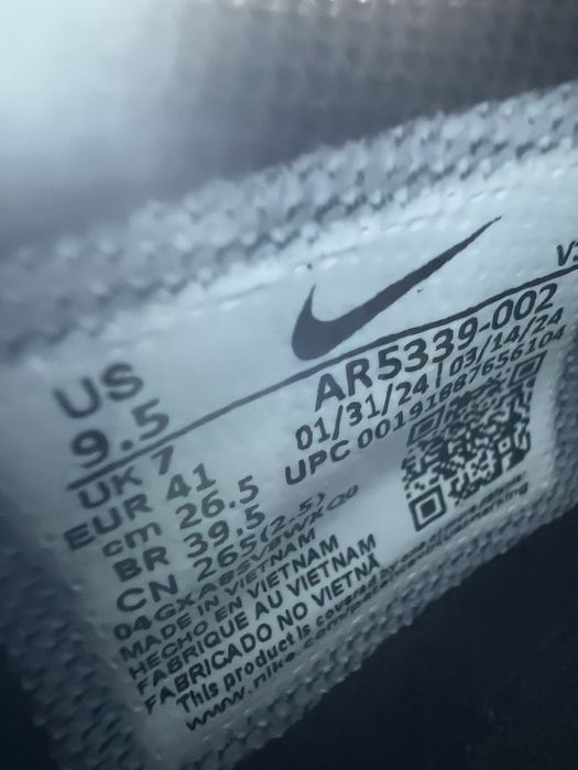 Кецове Nike черни