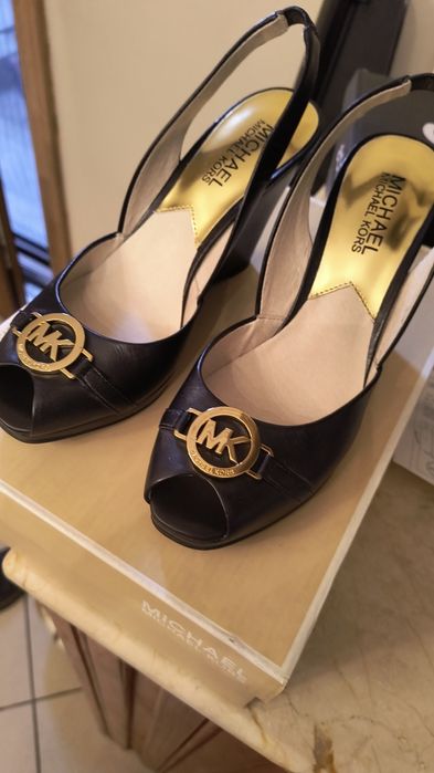 Sandale bleumarin Michael Kors cu detalii aurii