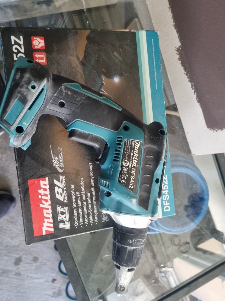 Makita dfs 452 винтоверт за гипсокартон