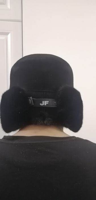 Продам зимнию шапку-норку