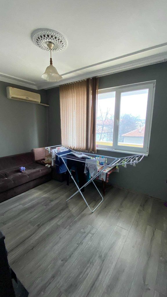 Продава се Четиристаен апартамент в Търговище, Център - 114 кв.м за 984 €/кв.м - Снимка #17