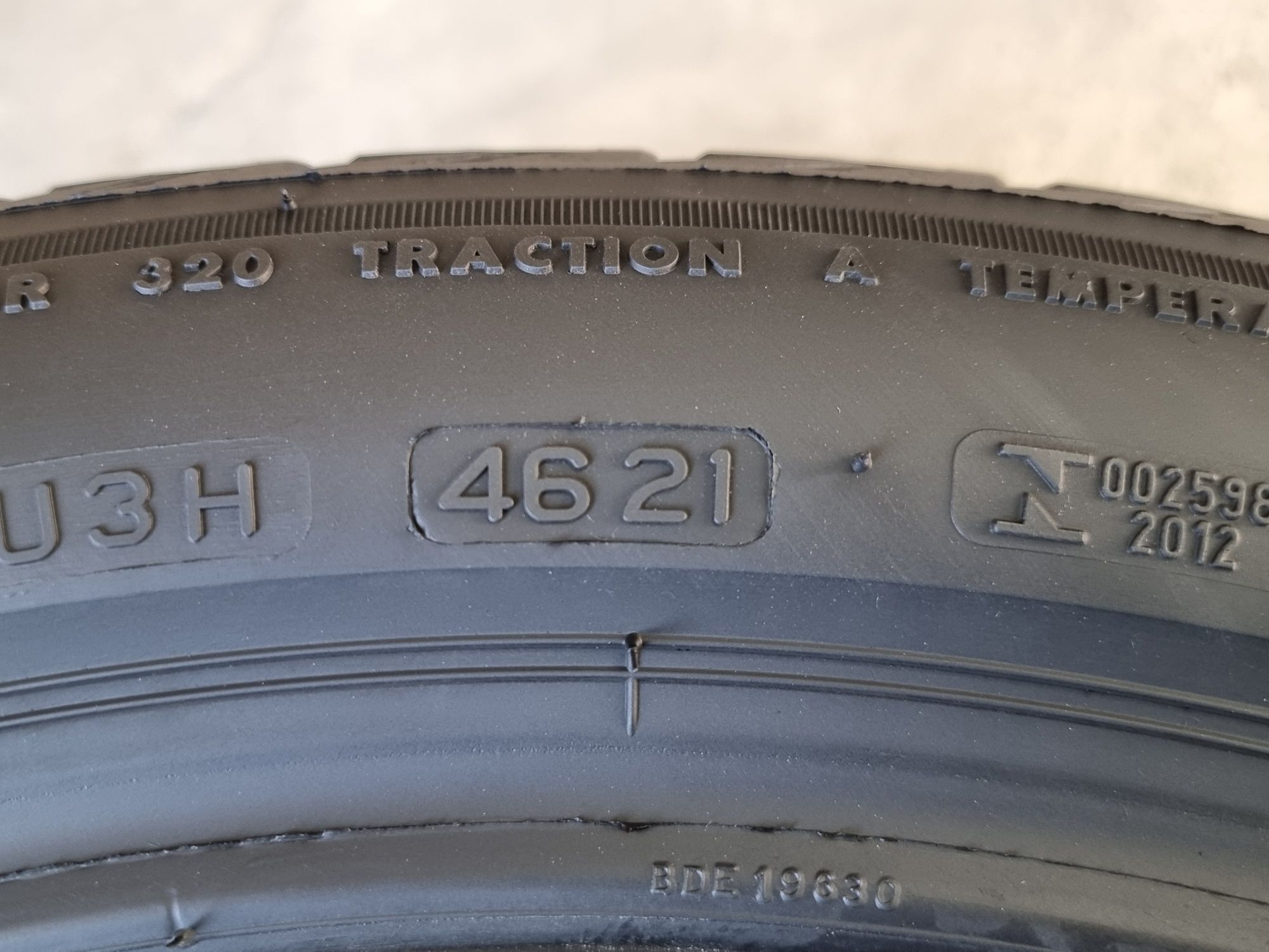 225/45/18 Bridgestone 2Броя: 160лв 6.5мм