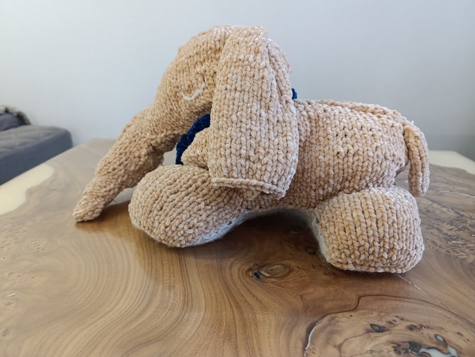 Слон плюшевый/игрушка