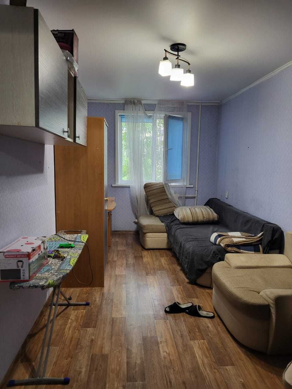 ПРодам 2-х комнатную квартиру в центре (Абая 70)