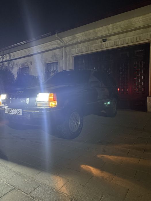 Jeep grand cheroke