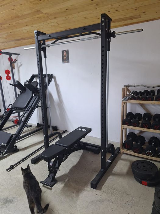 Smith machine multifuncțional+ bancă reglabilă multifuncțională ATX