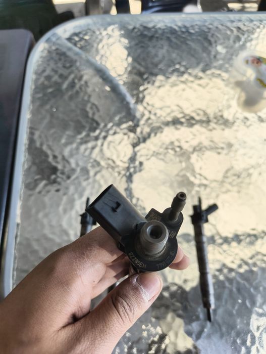 Injectoare n47 177 cai e90 e91 e92 e93 e60 e61 300lei/buc