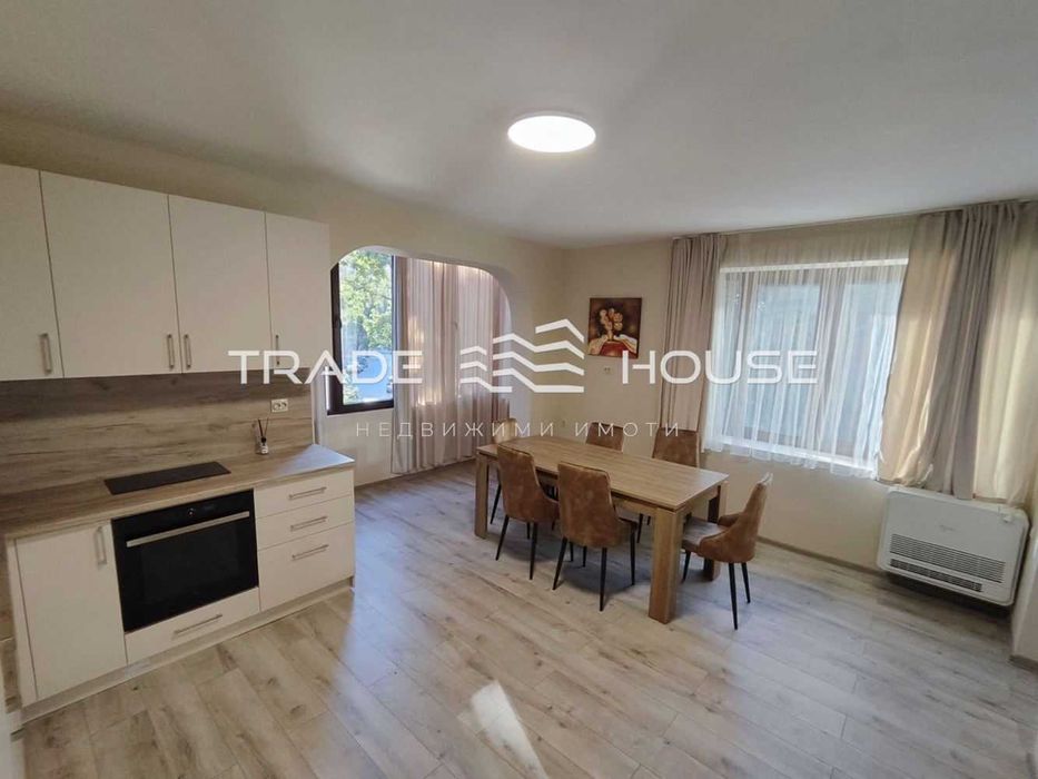 Дава се под наем Многостаен апартамент в Пловдив, Център - 110 кв.м за 918 € - Снимка #4