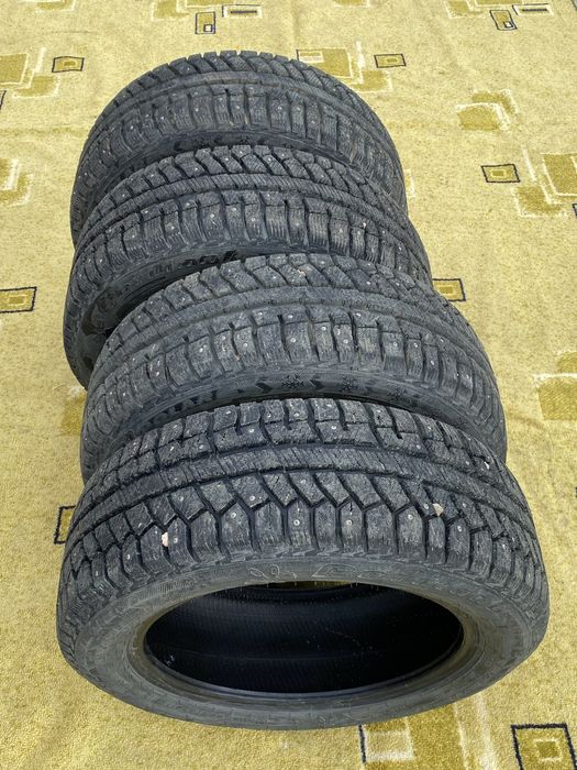Продам шипы шины