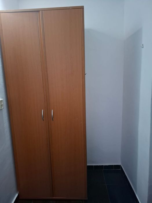 Închiriez garsonieră