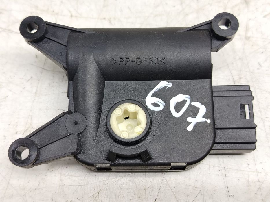 Motoras clapeta mixaj aer 0132801362 Volkswagen VW Passat B6 [2005 -