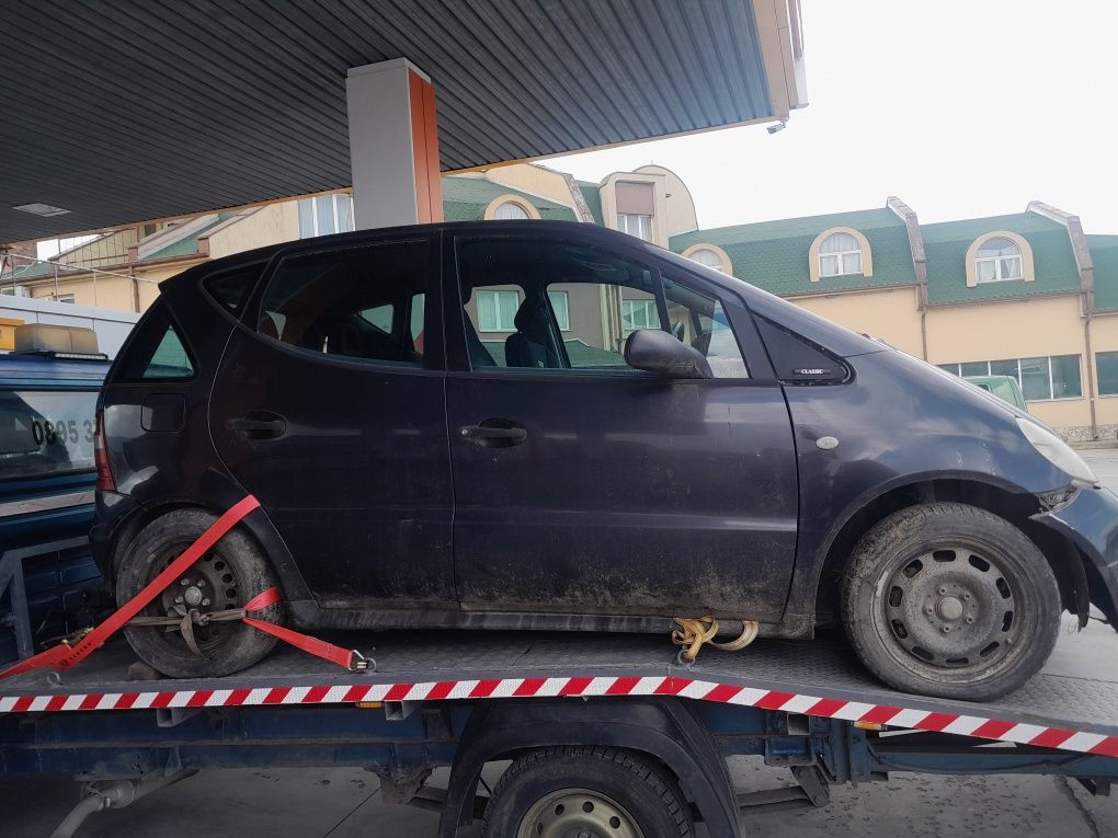 Mercedes A140 на части