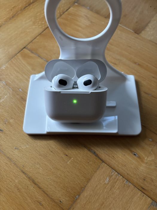 Безжични Слушалки Apple - AirPods 3