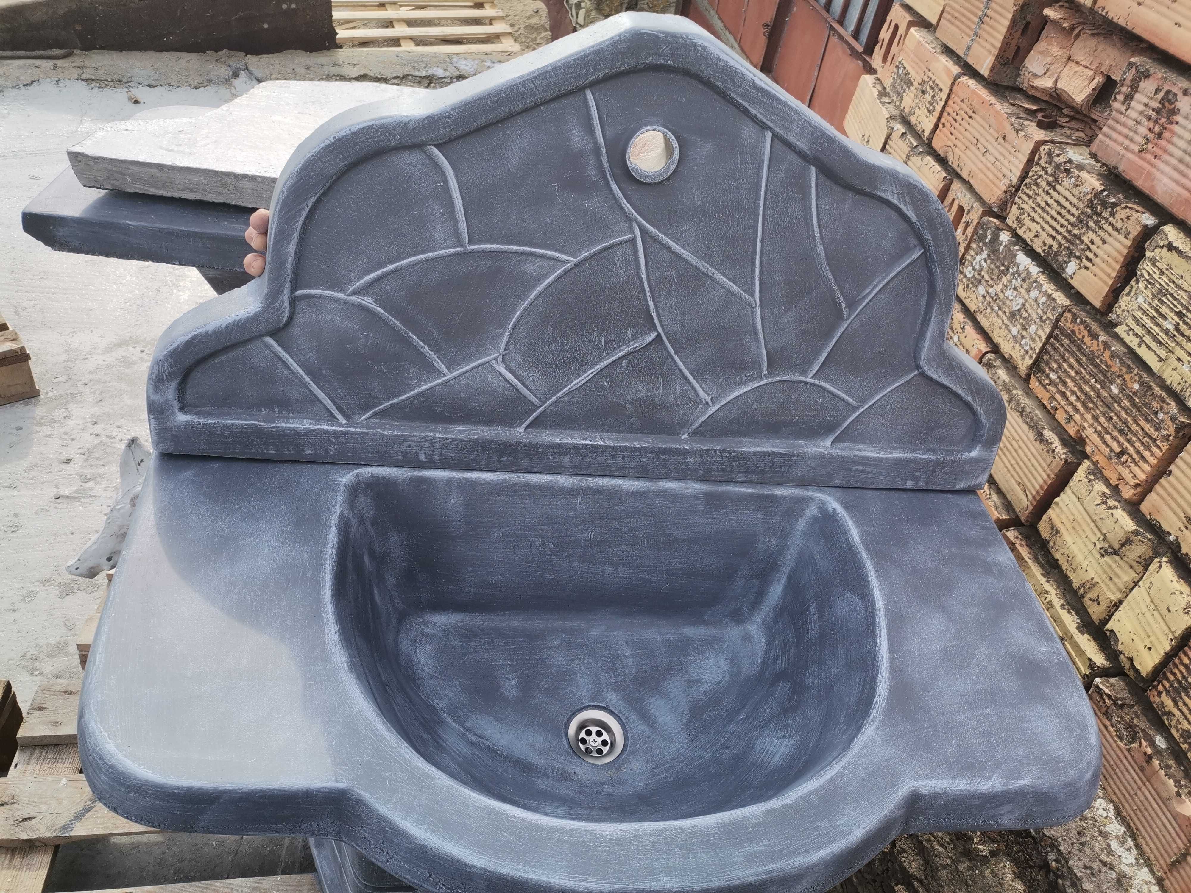 Градинска чешма мивка от бетон Debora