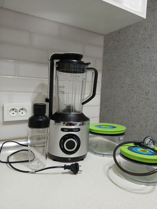Стационарный вакуумный блендер Bosch VitaPower Serie 8