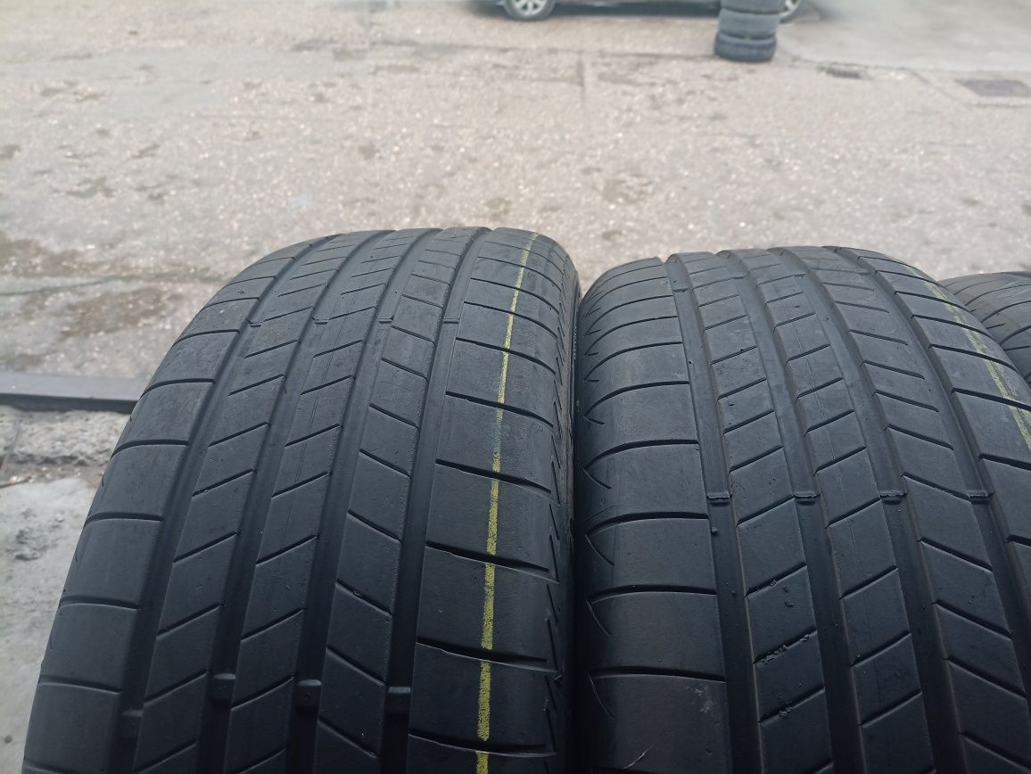 4 anvelope Bridgestone 235/50 R20 dot 1221