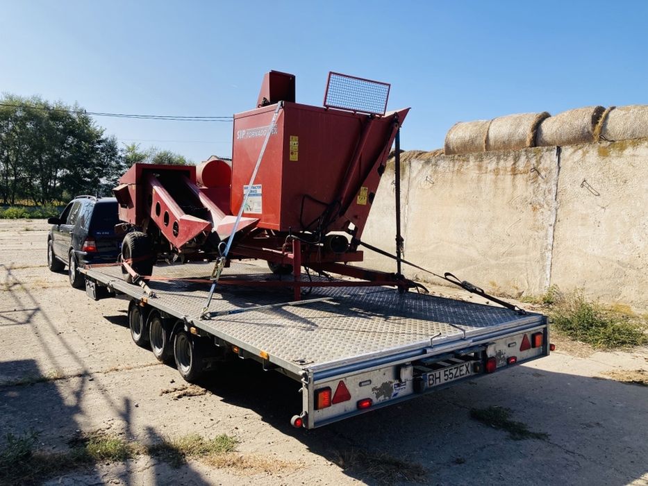 Transport, tractari utilaje agricole, ungaria, tractoare, auto