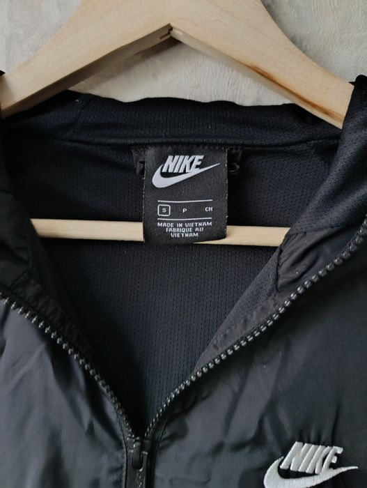 100% Оригинално мъжко спортно яке с качулка NIKE!