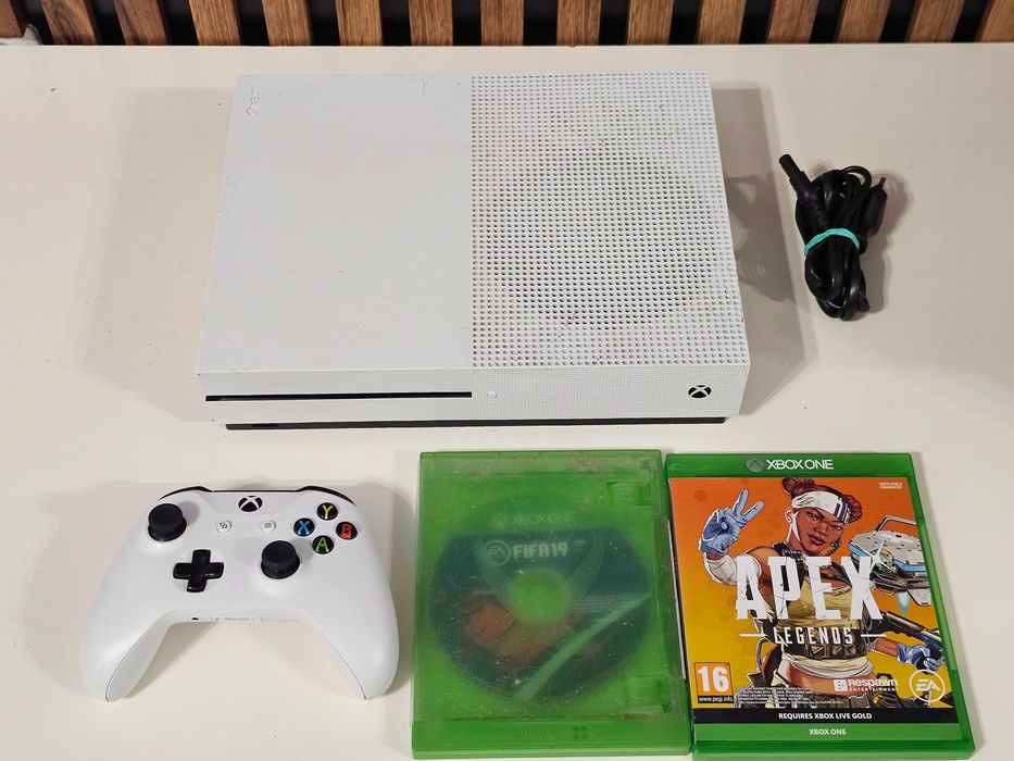 Xbox One S 500GB complet