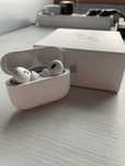 Apple AirPods Pro 2