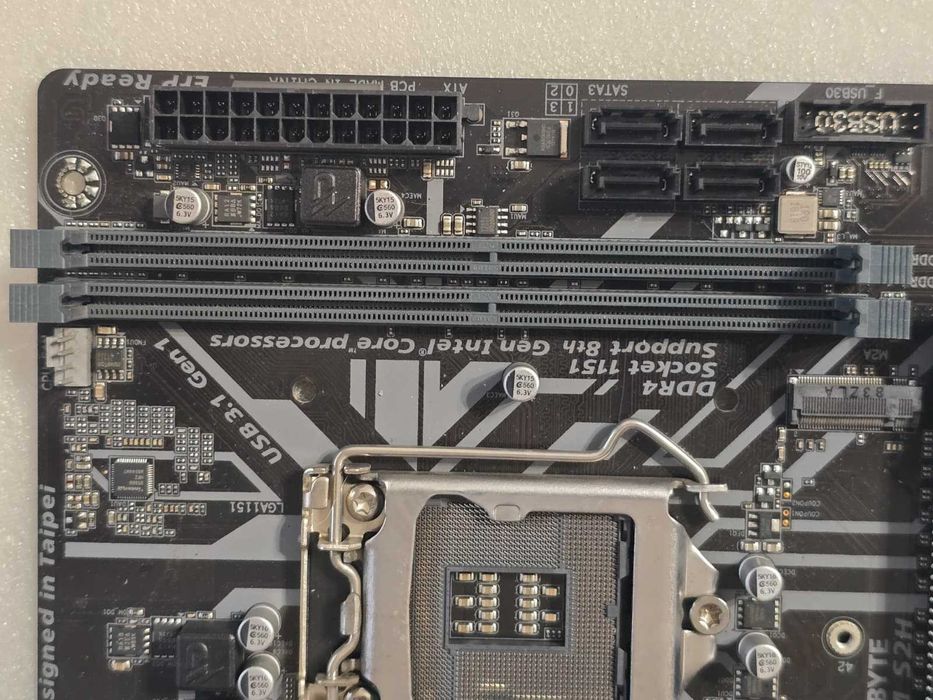 Placa de baza GIGABYTE H310M S2H 2.0, Socket 1151, DDR4 - poze reale