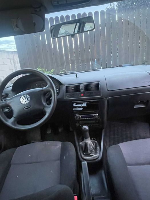 Vând golf 4, perfect pentru naveta