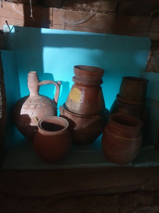 Стари глинени съдове