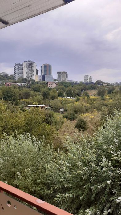 Vand Apartament in vila