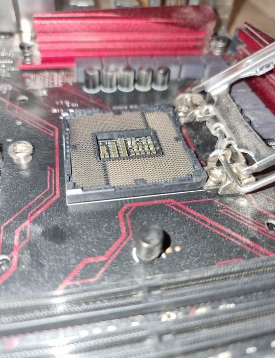 Placa de baza ASUS B150 PRO GAMING