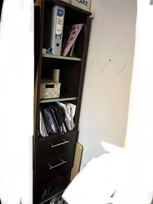 Vând mobila de living