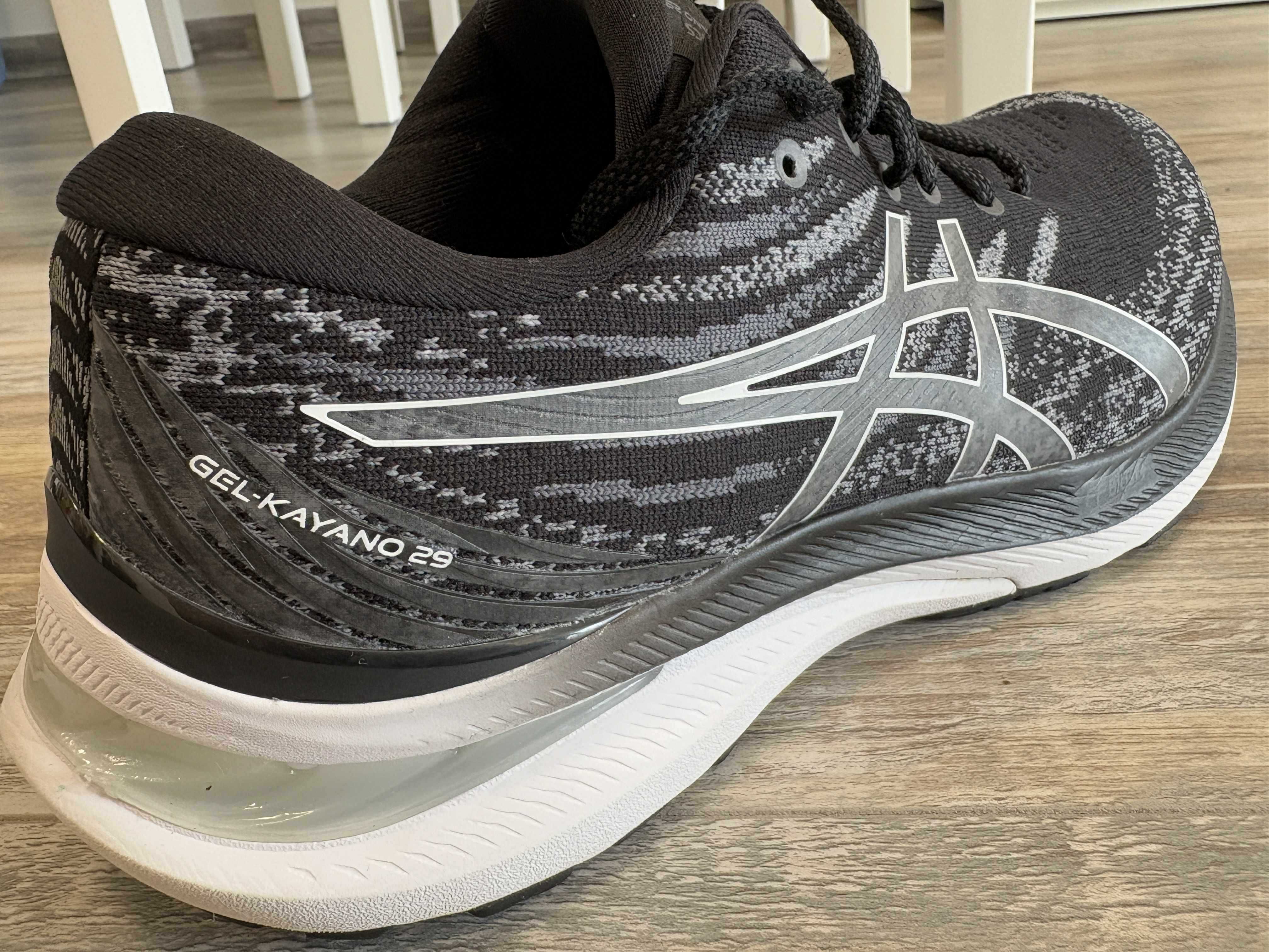 Asics GEL-KAYANO 29 Маратонки за бягане Мъжки Размер 44
