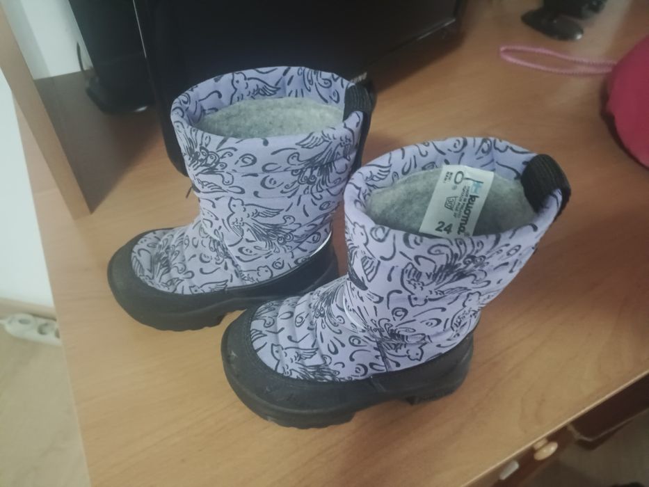 Продам сапожки,размер 24