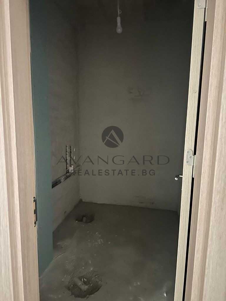 Продава се Двустаен апартамент в Пловдив, Остромила - 67 кв.м за 1416 €/кв.м - Снимка #5