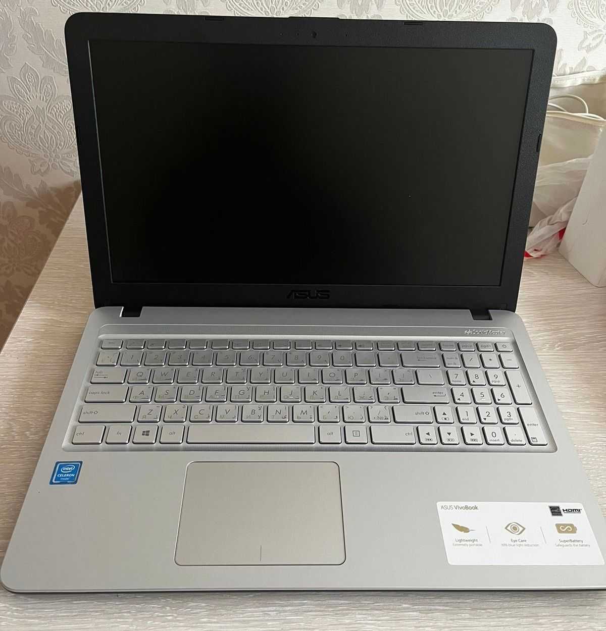 Ноутбук Asus X543M - gq001w