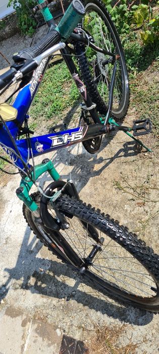 Bicicleta foarte puțin folosită