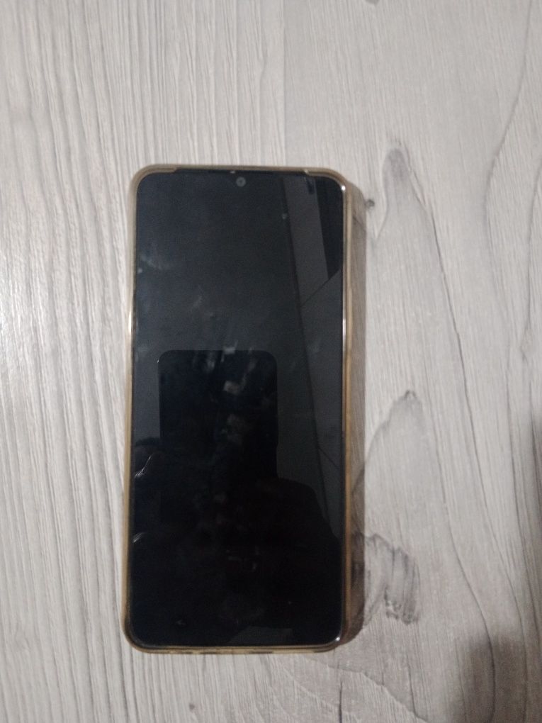 Продаю VIVO Y17s в идеальном состояний.