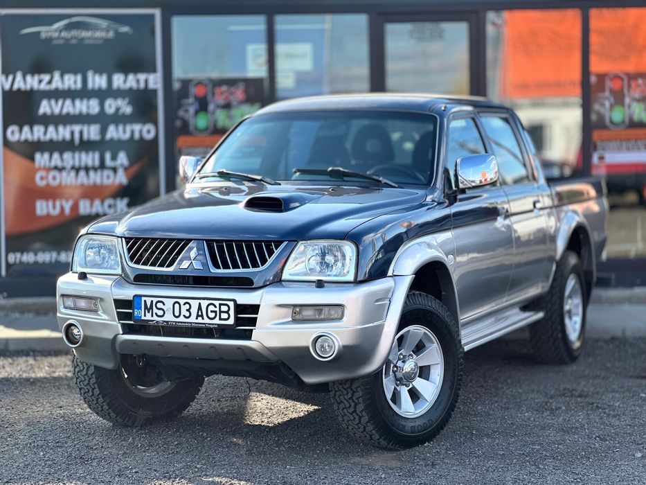 Mitsubishi L200 Caroserie fără rugină , anvelope Noi