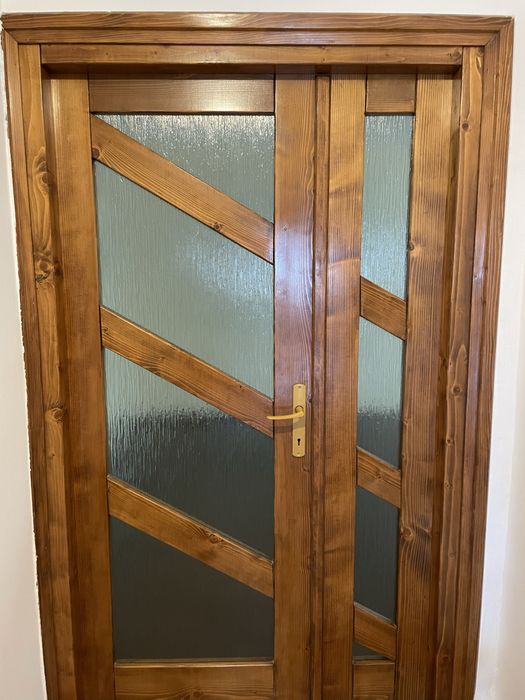 Usi lemn masiv second hand