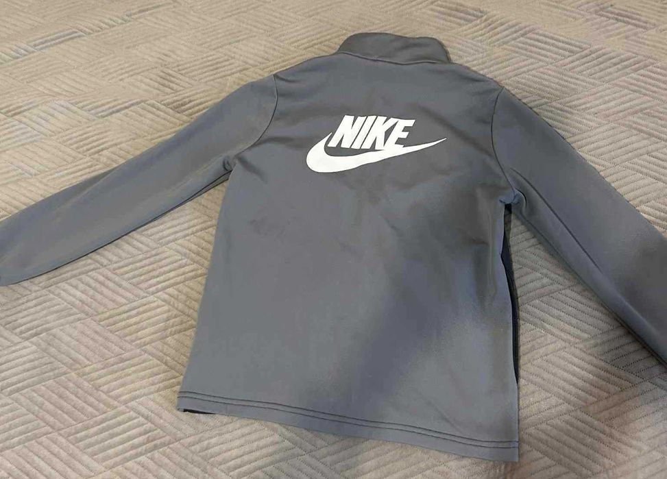 Nike - Спортен екип в цветен блок с цип, Сив, 137-147 CM