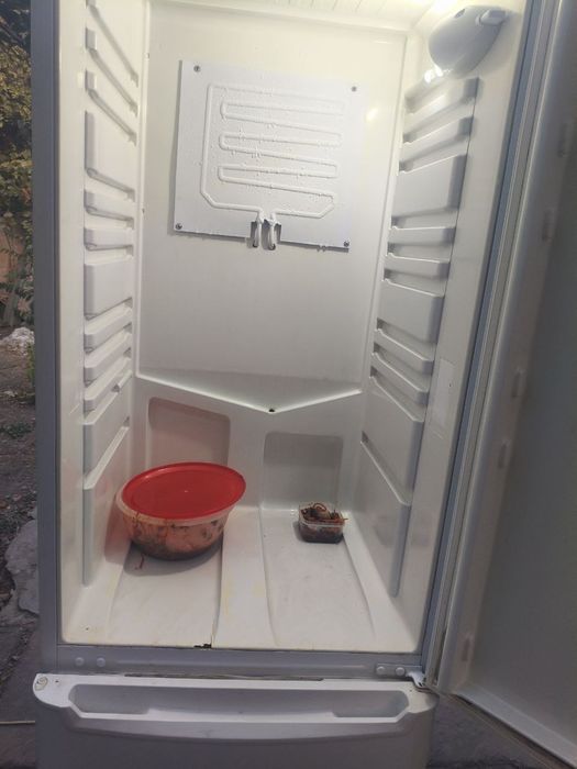 Продается холодильник