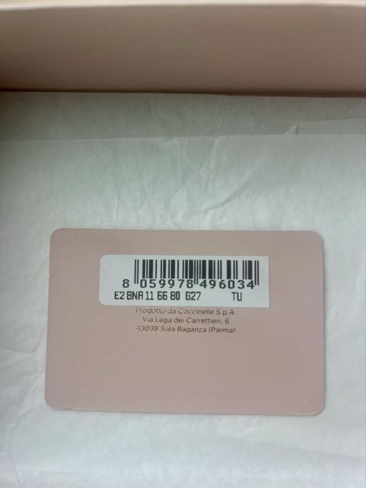 Дамски кожен портфейл COCCINELLE