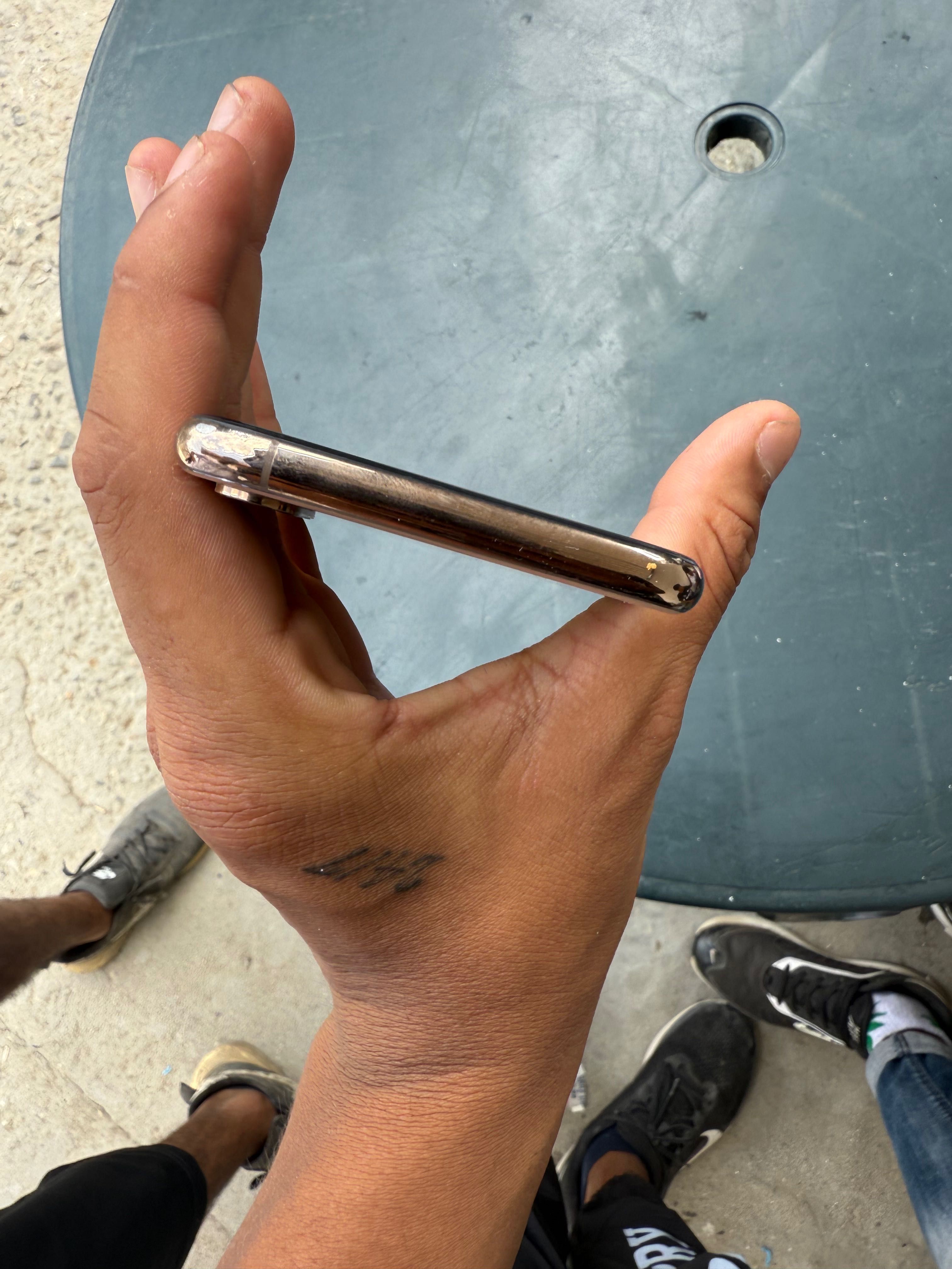 iPhone XS Cold 64bg