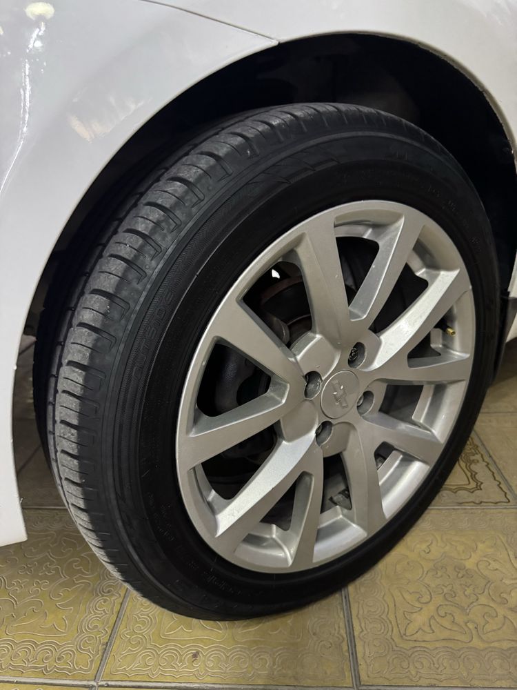 Nexia 3 . 2018 yil 370 000km. Metan 4 pok