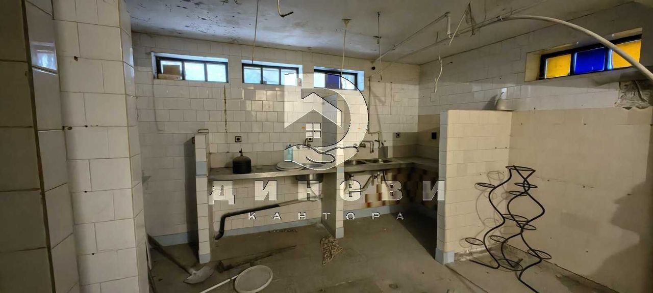 Продава се Къща в Стара Загора, Център - 261 кв.м за 801 €/кв.м - Снимка #12