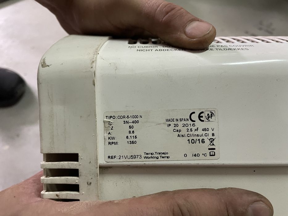 Perdea de aer electrica trifazata