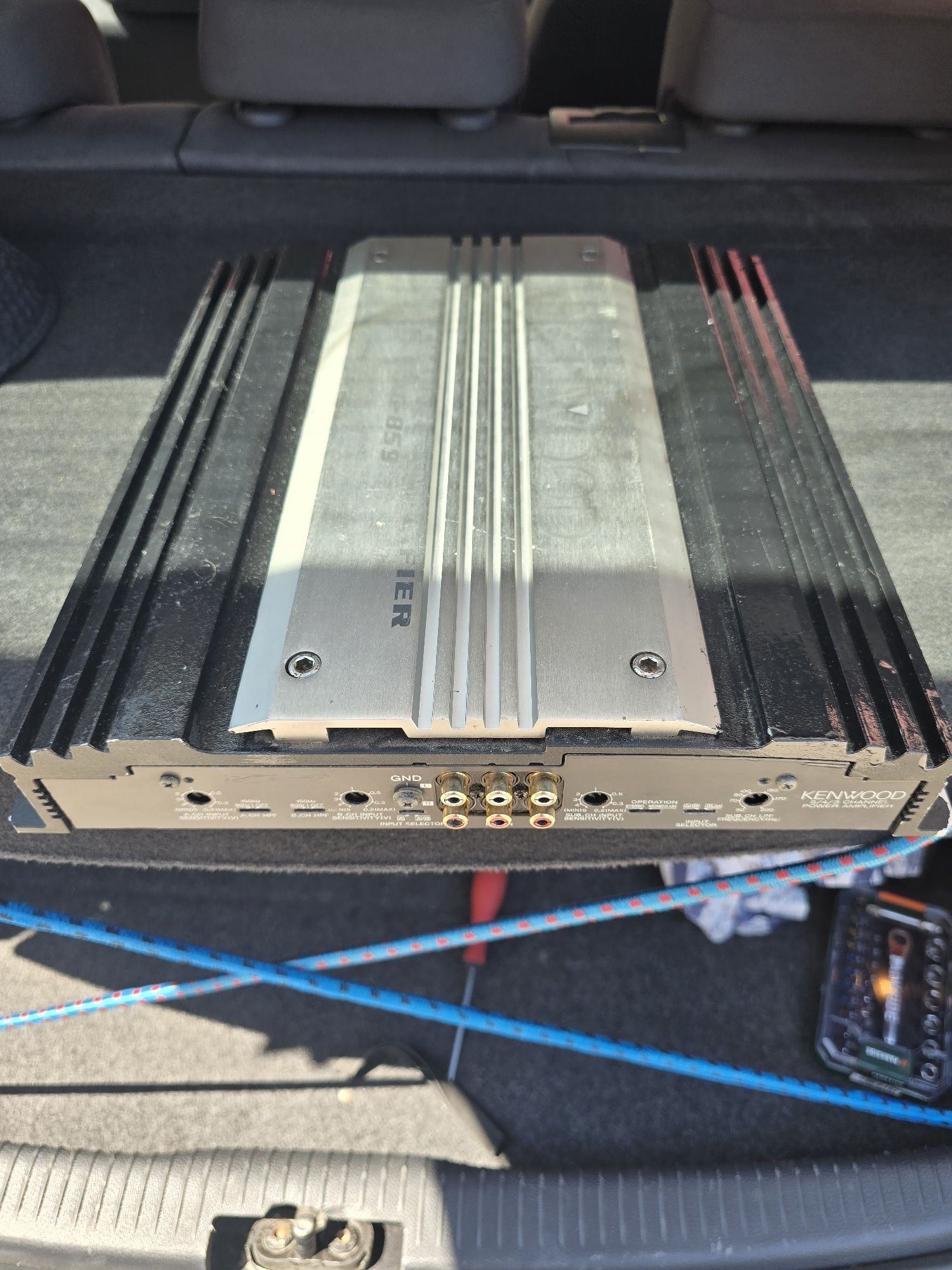 Усилвател 1000w KENWOOD